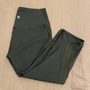 Lululemon athletica Dark Green Athletic Leggings. Size 4
